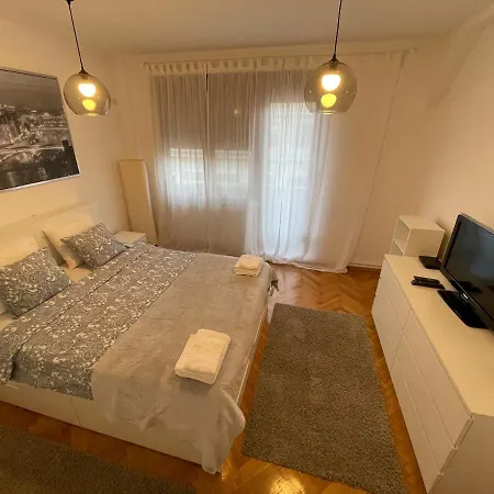 Relax Work & Travel Romana Bucarest